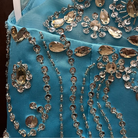 Tideclothes Light Blue Formal Maxi Bridesmaid Ball Gown Prom Dress, Size 2 - Picture 7 of 10